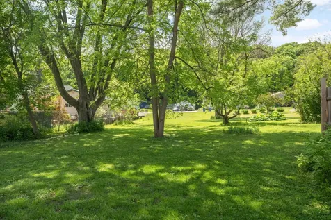 408 N 6th Street Henderson MN 56044