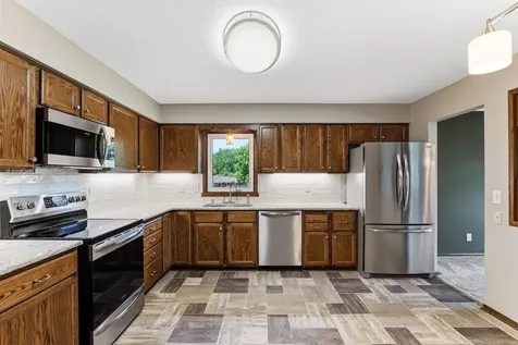 3588 Grenadier Place North Place Oakdale MN 55128