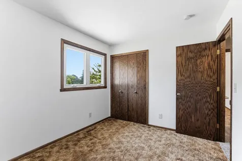 3588 Grenadier Place North Place Oakdale MN 55128