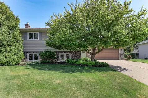 3588 Grenadier Place North Place Oakdale MN 55128