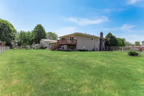 3588 Grenadier Place North Place Oakdale MN 55128