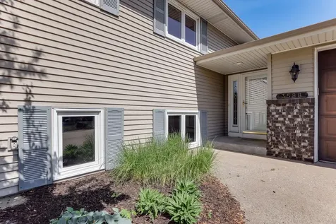 3588 Grenadier Place North Place Oakdale MN 55128