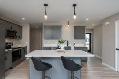 3207 Scotch Lane Mankato MN 56001
