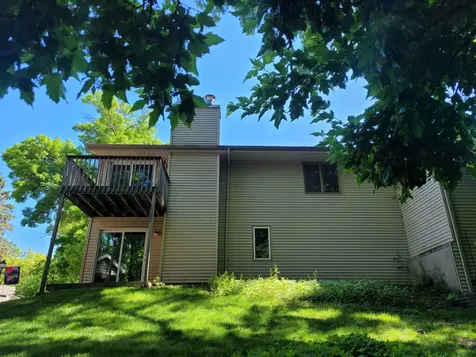 1585 S Bavarian Pass Fridley MN 55432