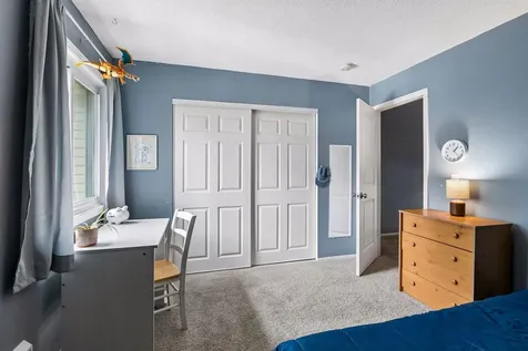 5737 80th Avenue N Brooklyn Park MN 55443