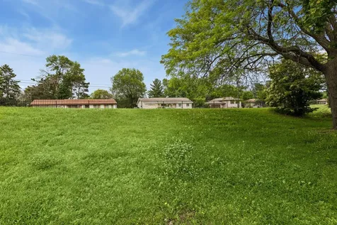 5737 80th Avenue N Brooklyn Park MN 55443