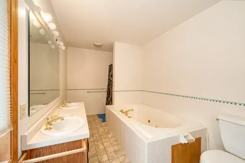 19028 Sherrys Arm Road Grand Rapids MN 55744