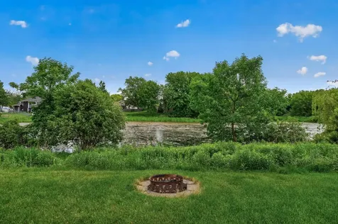 7855 Upper 26th Street N Oakdale MN 55128
