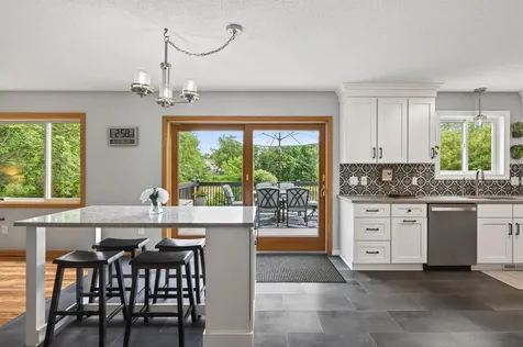 7855 Upper 26th Street N Oakdale MN 55128