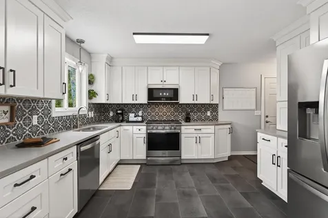 7855 Upper 26th Street N Oakdale MN 55128