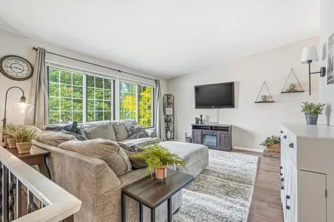 8575 Yalta Lane NE Circle Pines MN 55014