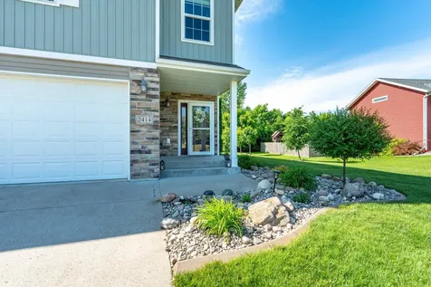2414 Valley View Hawley MN 56549