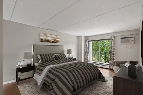 10501 Cedar Lake Road Minnetonka MN 55305