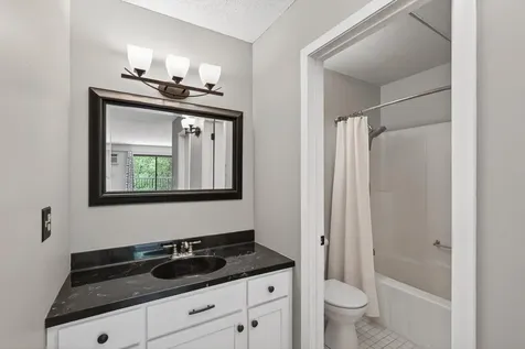 10501 Cedar Lake Road Minnetonka MN 55305