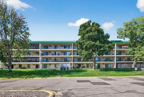 10501 Cedar Lake Road Minnetonka MN 55305