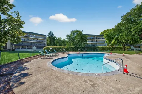 10501 Cedar Lake Road Minnetonka MN 55305
