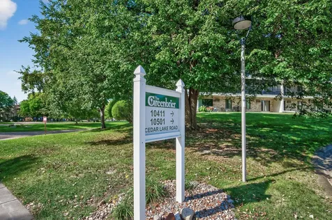10501 Cedar Lake Road Minnetonka MN 55305