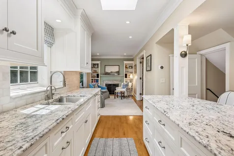 4517 Wooddale Avenue Edina MN 55424