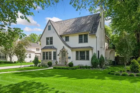 4517 Wooddale Avenue Edina MN 55424