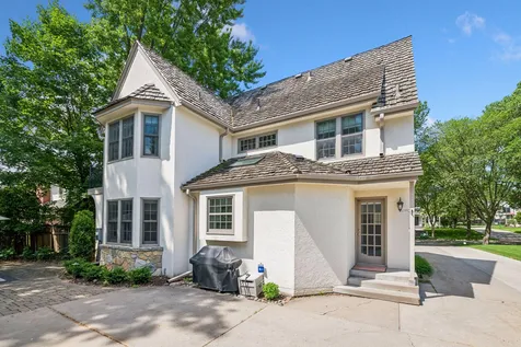 4517 Wooddale Avenue Edina MN 55424