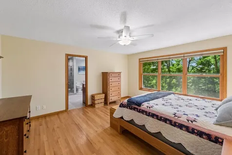 16140 46th Avenue N Plymouth MN 55446