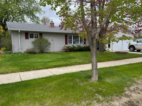 407 1st Street SW Wadena MN 56482