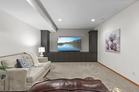 20670 Hazelwood Trail Lakeville MN 55044