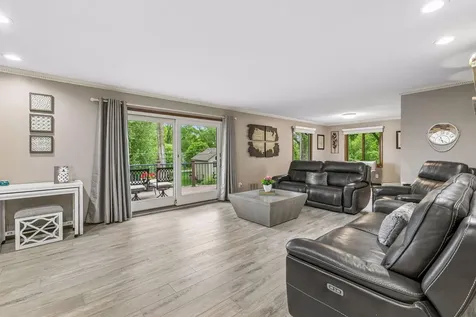 10110 Oak Shore Drive Lakeville MN 55044