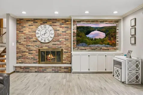 10110 Oak Shore Drive Lakeville MN 55044