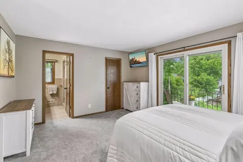 10110 Oak Shore Drive Lakeville MN 55044
