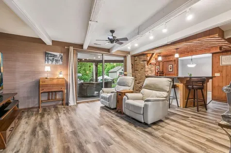 10110 Oak Shore Drive Lakeville MN 55044