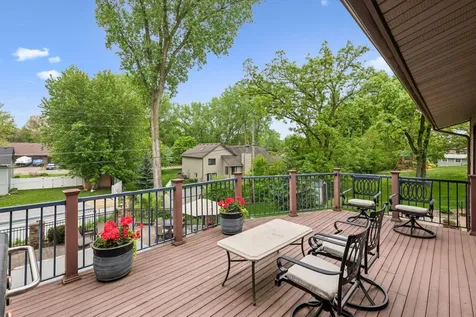 10110 Oak Shore Drive Lakeville MN 55044