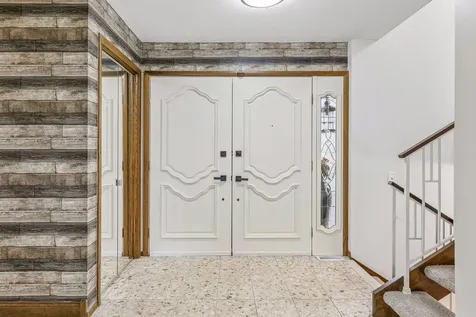 10110 Oak Shore Drive Lakeville MN 55044