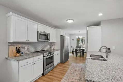 20843 Iteri Avenue Lakeville MN 55044