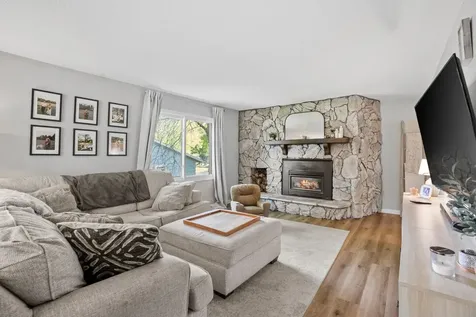 20843 Iteri Avenue Lakeville MN 55044