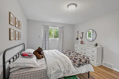 20843 Iteri Avenue Lakeville MN 55044