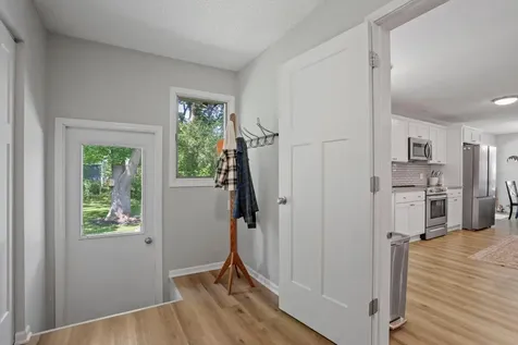 20843 Iteri Avenue Lakeville MN 55044