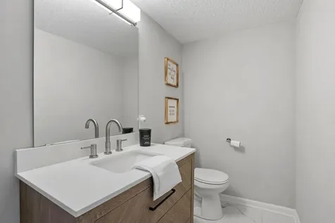 20843 Iteri Avenue Lakeville MN 55044