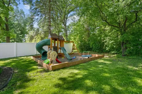20843 Iteri Avenue Lakeville MN 55044