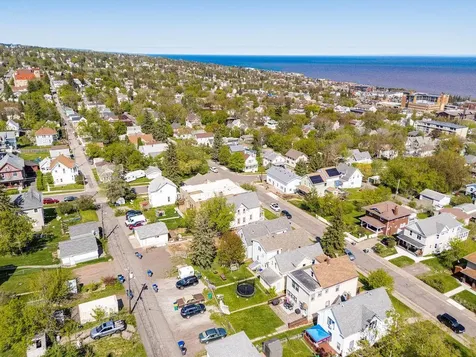 713 E 7th Street Duluth MN 55805