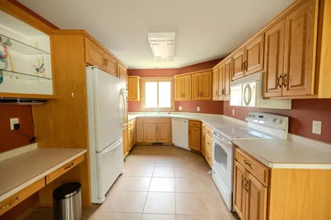 2 Line Drive Morris MN 56267