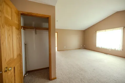 2 Line Drive Morris MN 56267