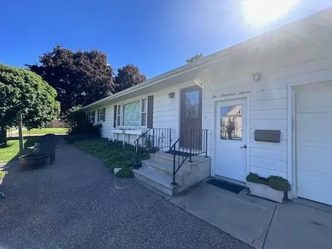 207 N Pine Street Caledonia MN 55921