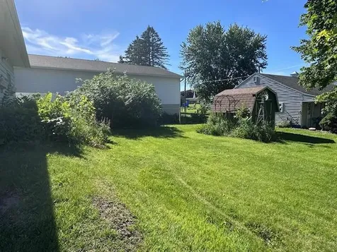 207 N Pine Street Caledonia MN 55921