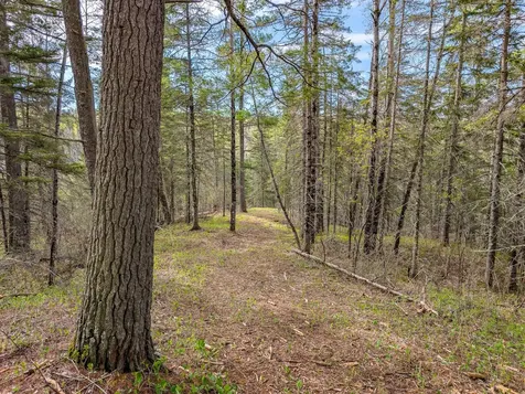 992 Nemadji River Road Holyoke MN 55749