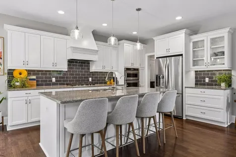 3224 Symphony Court Chaska MN 55318