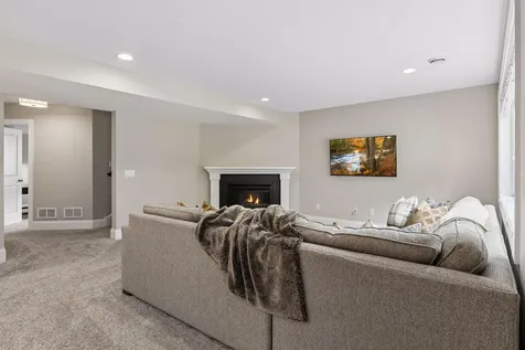 3224 Symphony Court Chaska MN 55318