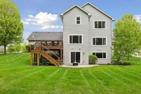 3224 Symphony Court Chaska MN 55318