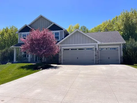 3224 Symphony Court Chaska MN 55318
