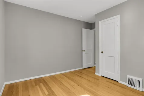 2704 Georgia Avenue S Saint Louis Park MN 55426
